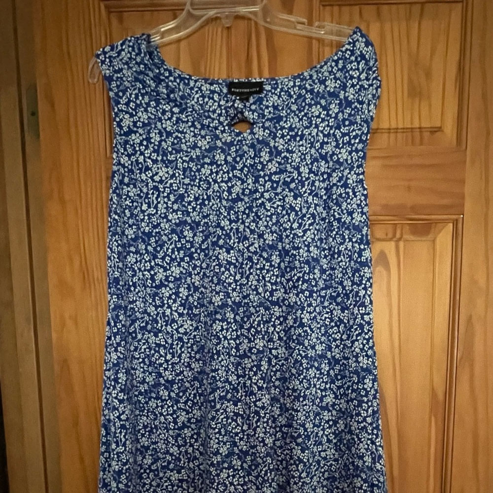 Fortune & Ivy Sleeveless Dress in pretty pattern